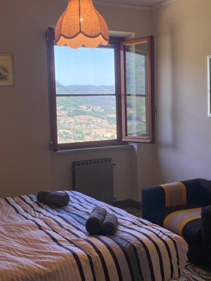 B&B Rox E Claudia Lugnola 外观 照片
